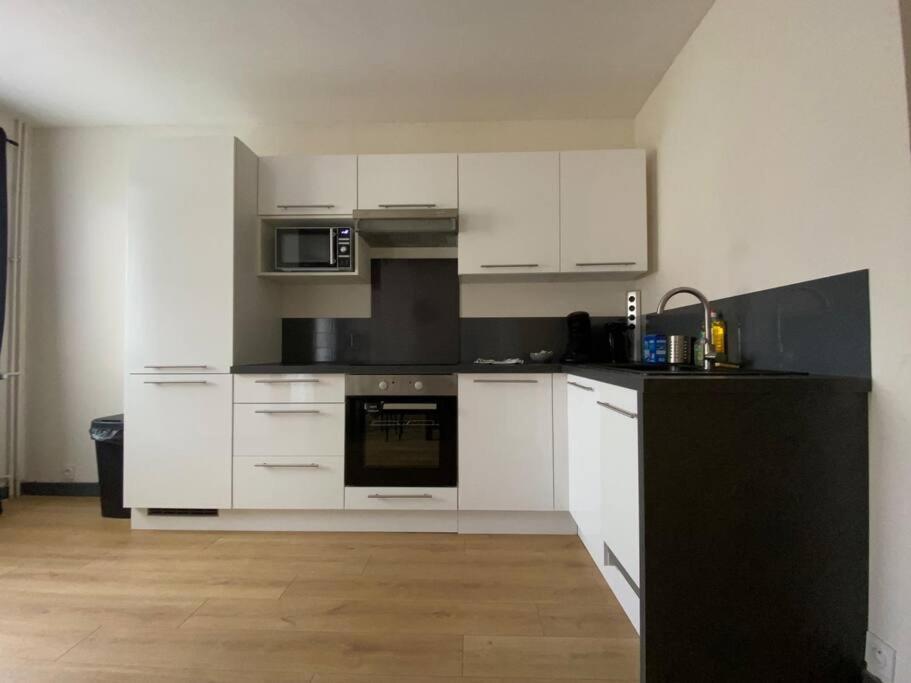 Joli T4 Avec Balcon, Place De Parking - Oradou Appartement Clermont-Ferrand